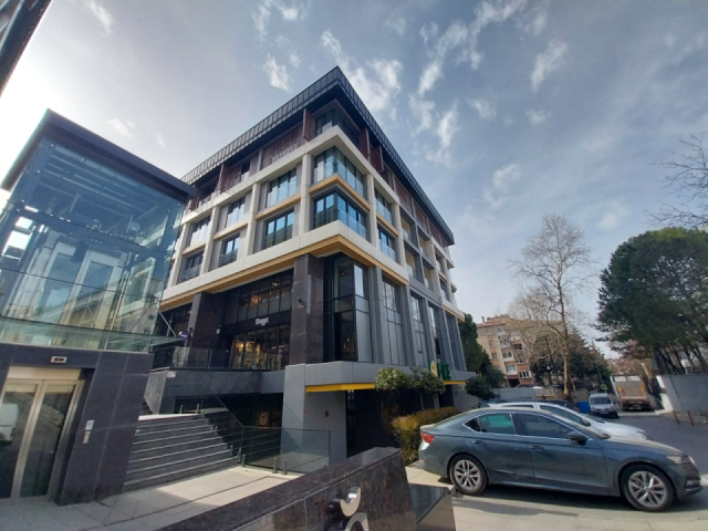 İSTANBUL ÜSKÜDAR BARBAROS VALİDEBAĞ KONAKLARI'NDA 3+1 SATILIK DAİRE