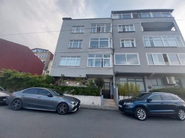 İSTANBUL SARIYER İSTİNYE'DE DOĞAYLA İÇ İÇE 2+1 SATILIK DAİRE
