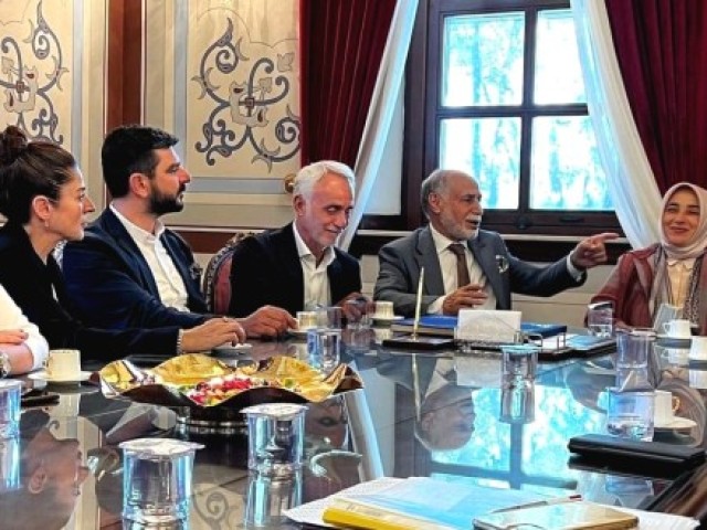 Semih Sarıalioğlu Darülaceze Ziyareti