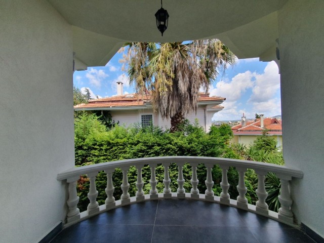 6+2 VILLA FOR SALE IN ISTANBUL BEYKOZ ÇUBUKLU HİDİV EVLERI