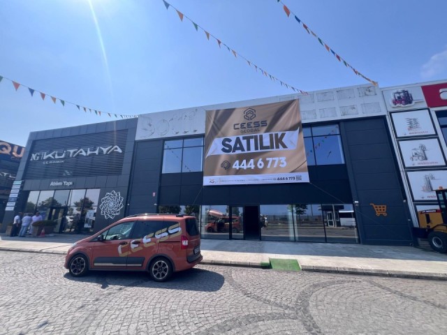 PELİTLI REGION WITH DENSE ROW STORES FOR SALE