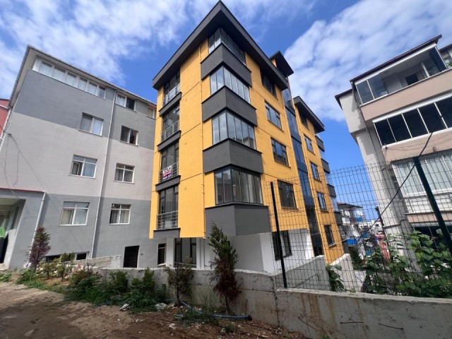 TRABZON YOMRA KAŞÜSTÜ'NDE 2+1 SATILIK FIRSAT DAİRE