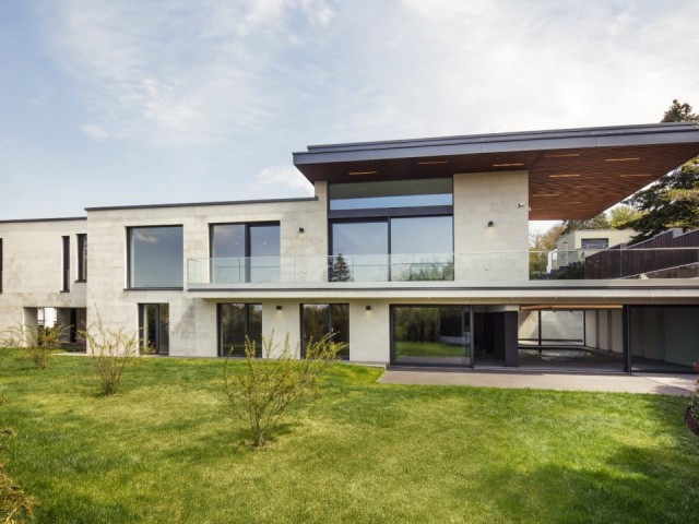 INVESTMENT OPPORTUNITY IN GERMANY LUXURY VILLA FOR SALE WITH FOREIGN CURRENCY RENTAL INCOME